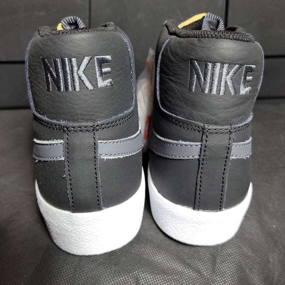 Nike SB Zoom Blazer Mid ISO Orange Label - Picture 2 of 8